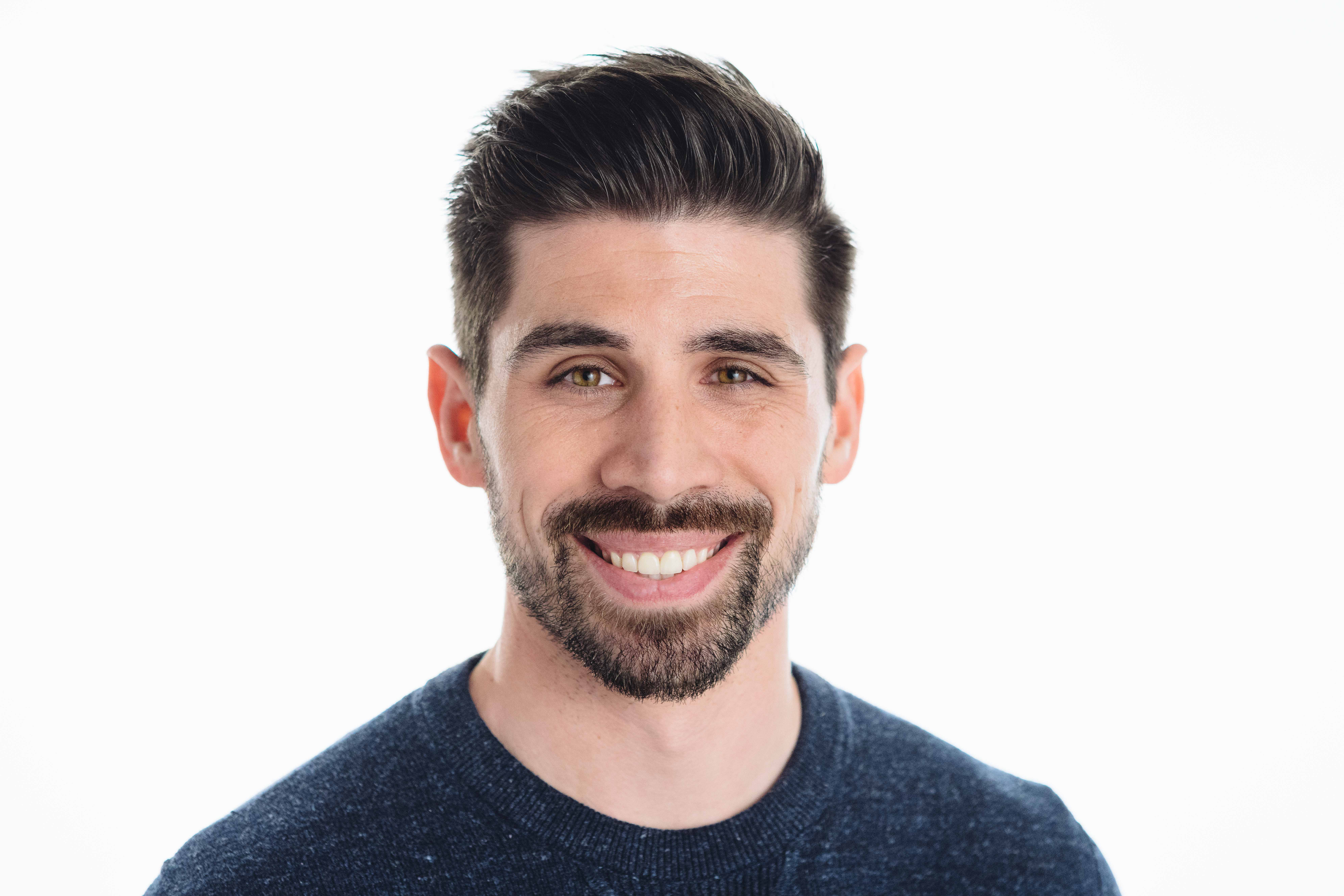 Kyle Headshot